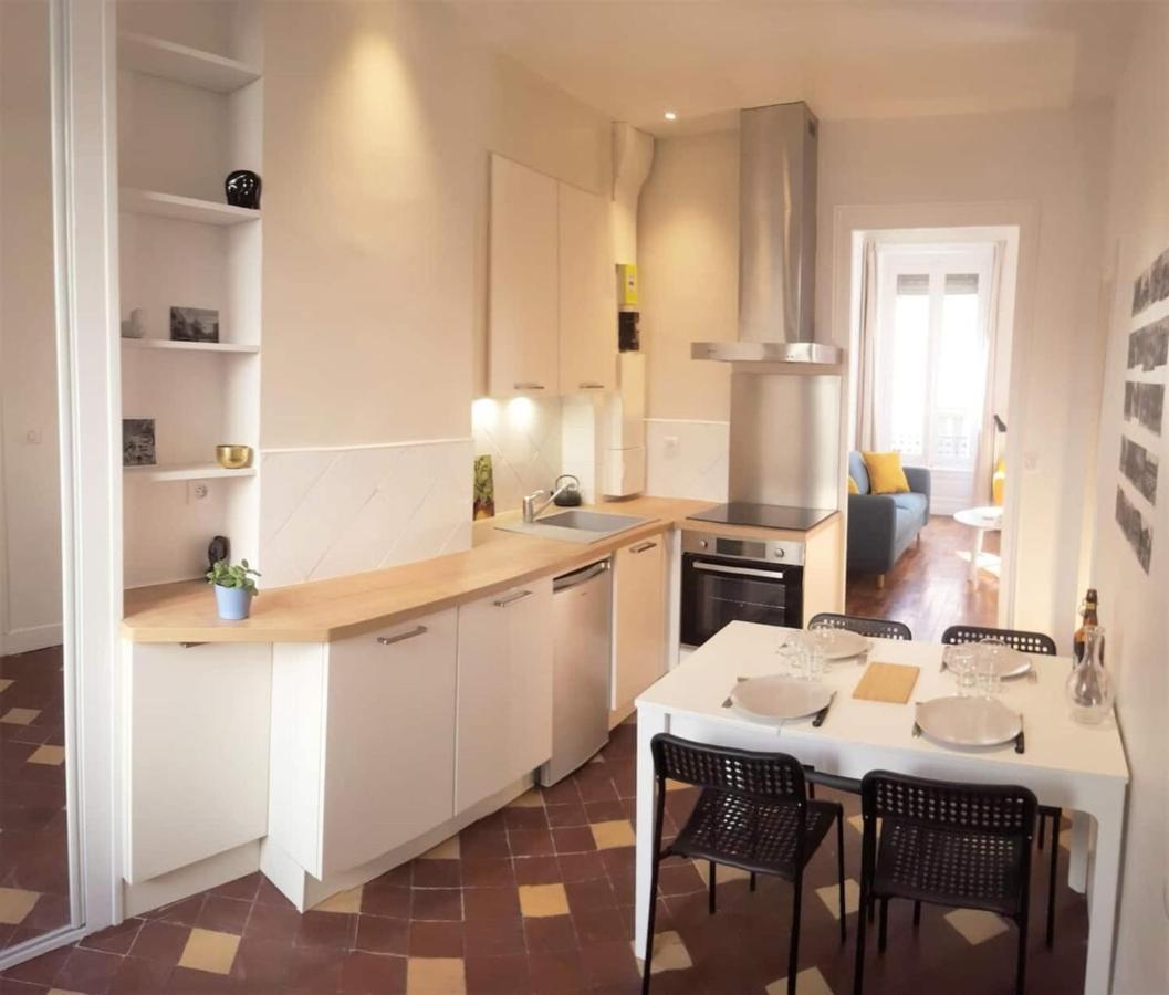 Le Duguesclin-4 Pers Saxe Gambetta Apartment Lyon Exterior photo